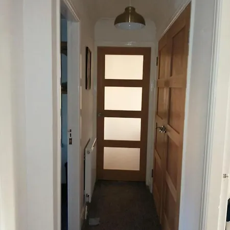 Nautical Nook, East Yorkshire Two Bed Flat, Free Parking And Wifi Apartment Kingston upon Hull Exterior photo