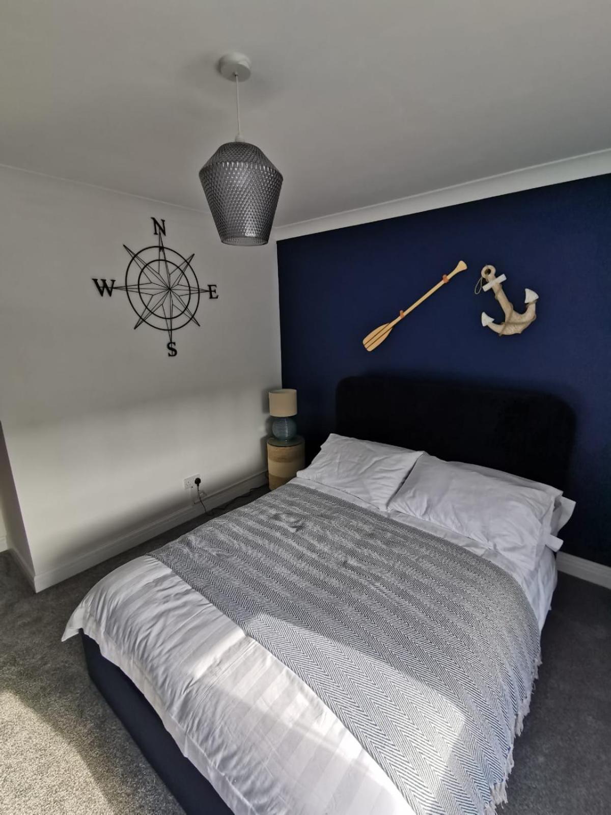 Nautical Nook, East Yorkshire Two Bed Flat, Free Parking And Wifi